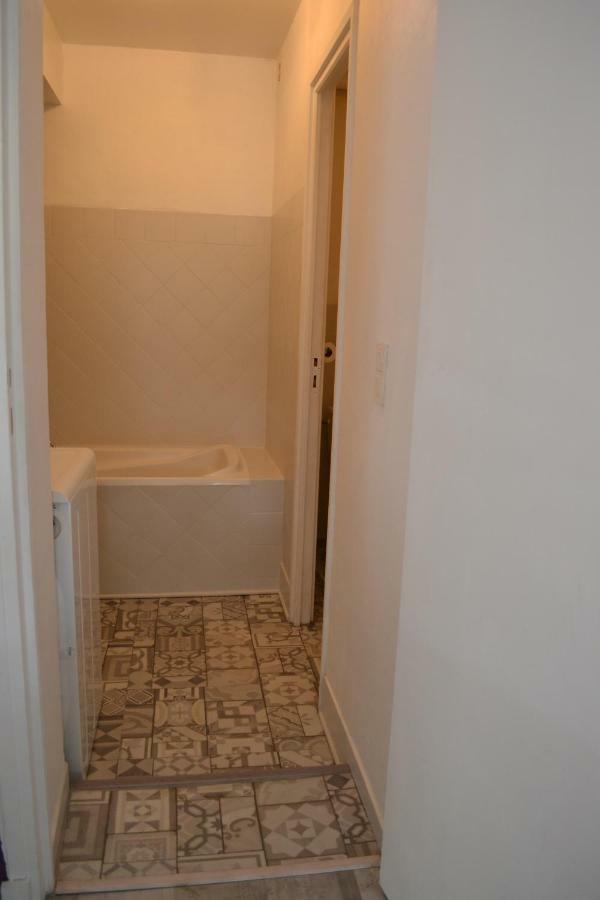 Apartment Les Moulins แซ็ง-ทรอเป ภายนอก รูปภาพ