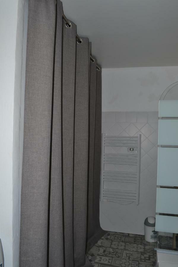 Apartment Les Moulins แซ็ง-ทรอเป ภายนอก รูปภาพ